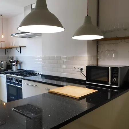 Daire Charming 2-bedroom 